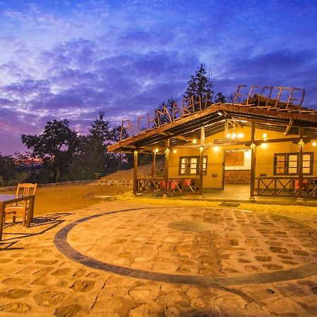 Wowstayz Pachmarhi Ecotel Esterno foto