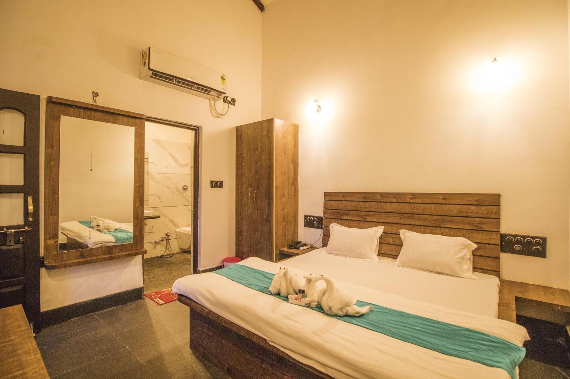 Wowstayz Pachmarhi Ecotel Esterno foto