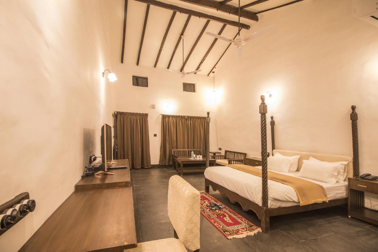 Wowstayz Pachmarhi Ecotel Esterno foto